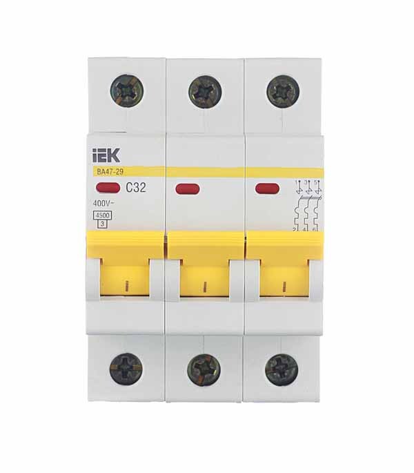 ������ ������ �������������� ����������� ��������� IEK Karat �� 47-29 3P 32� ��� C 4,5 �� 400 � (MVA20-3-032-C)   ����