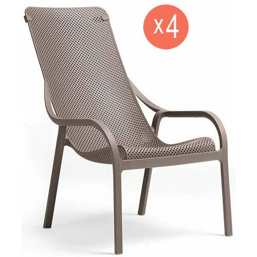 ������ ������ �������� �� 4-� ������� ������ NARDI Net Lounge, ���� ������� ����