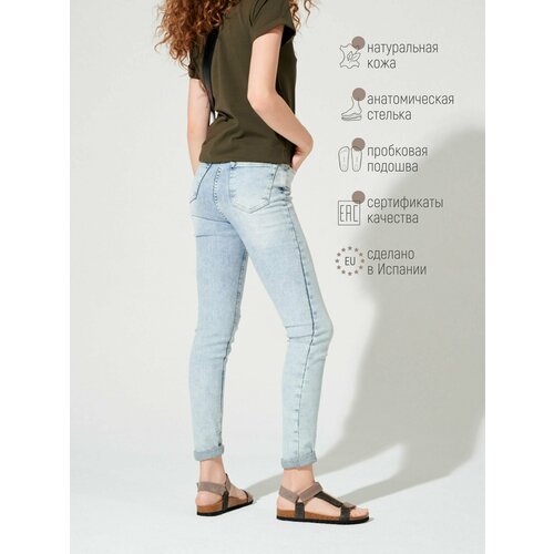 ������ ������ �������� ����������� ������� ������������� FOOTWELL ������� ����